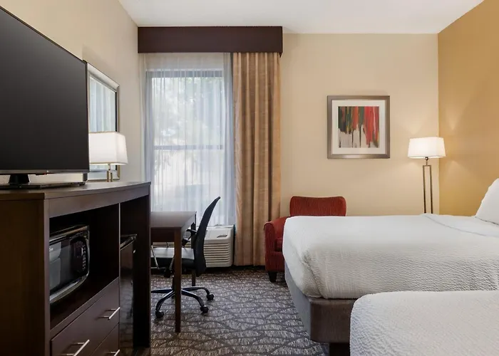Express By Ihg Hotel Tallahassee