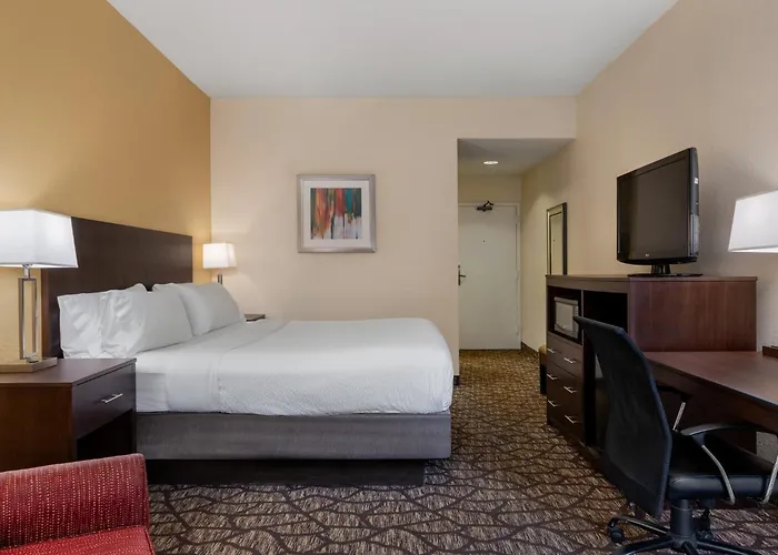 Hotel Express By Ihg Tallahassee