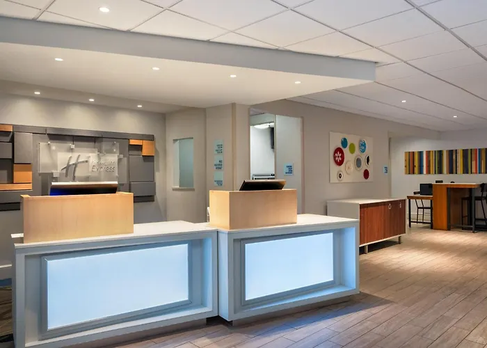 Express By Ihg Hotel Tallahassee